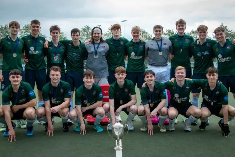 Men's hockey team group photo